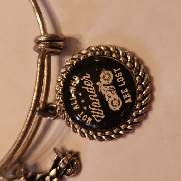 Spring bangle motorcycle charms twisted - Picture 2 of 3